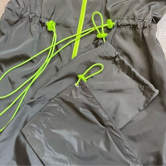 NWT OLIVE GREEN Jumpsuit with Neon Highlights - Picture 8 of 9